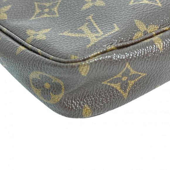 LOUIS VUITTON Brown Monogram Pouch - Picture 5 of 9